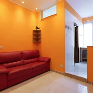 https://primopiano-melzo-c.italymilanhotels.net